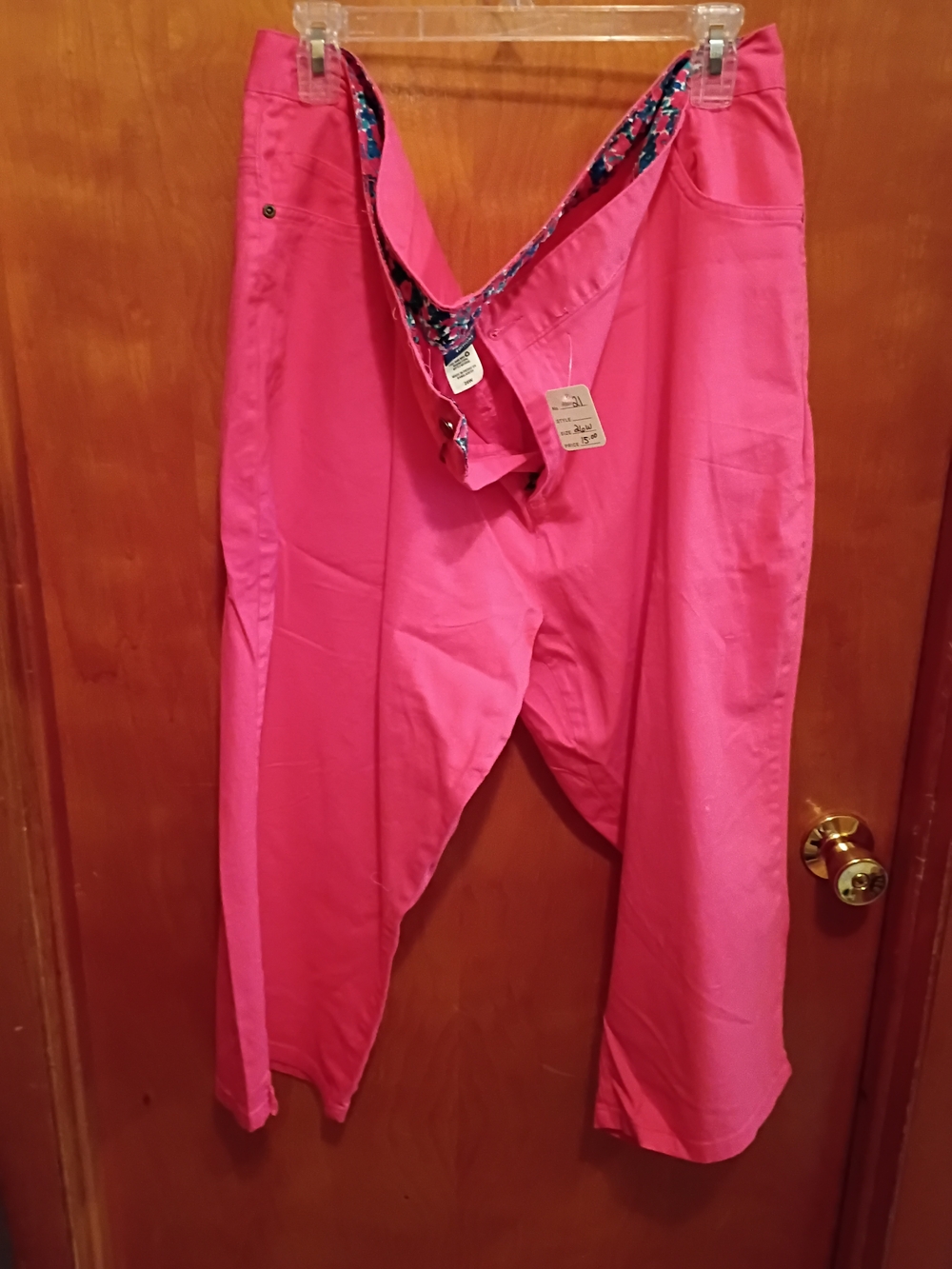 Basic Editions Bright Pink Pull-On Capris